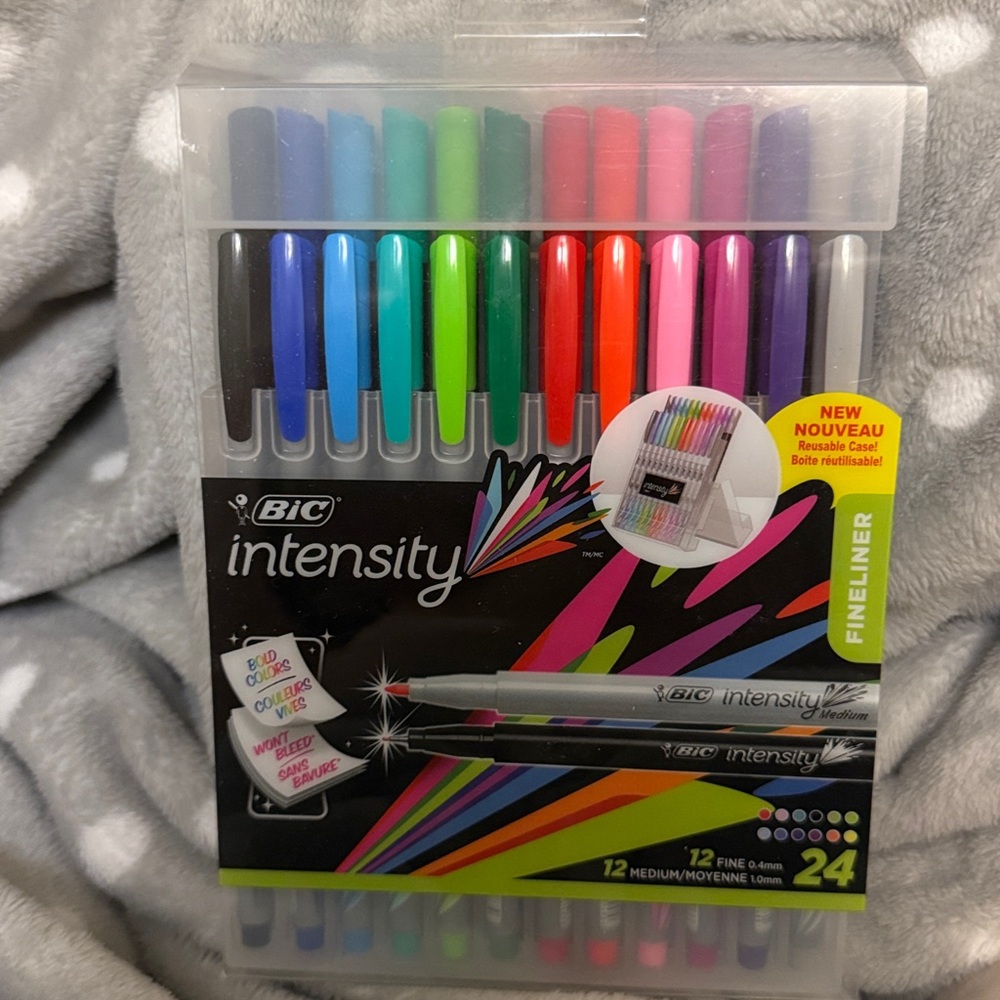 BIC Intensity Fineliner Marker Pen Easel Pack, Fine/Medium Point,  24 Pens -BNIB